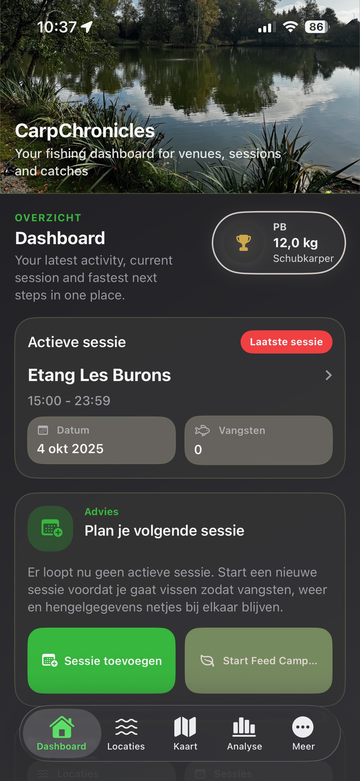 CarpChronicles dashboard met actieve sessie, PB en advieskaart